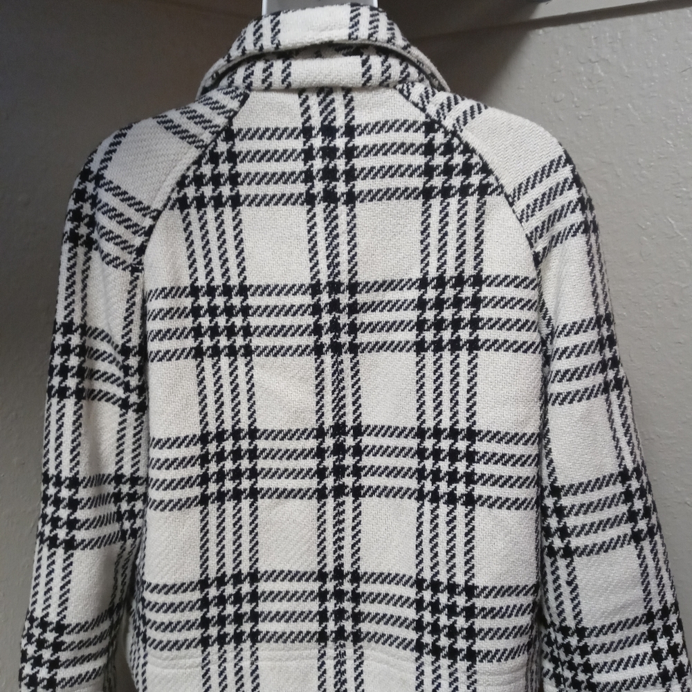 Jacket - Picture 5 of 5